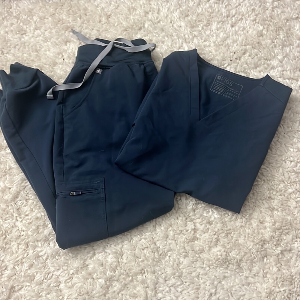 Blue Figs Scrub Set